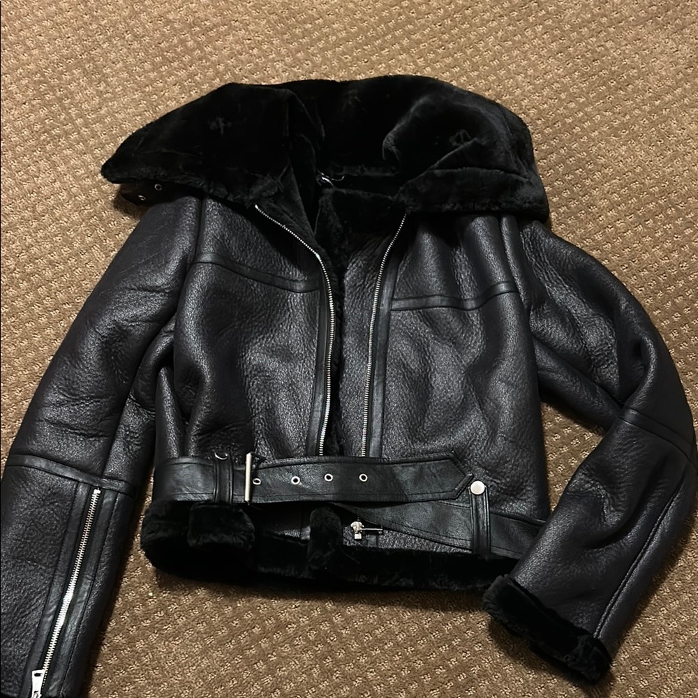 PrettyLittleThing faux black leather Cropped Motorcycle Jacket